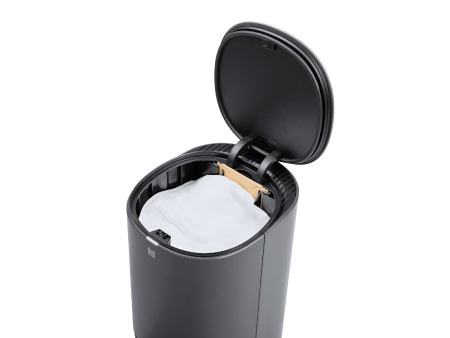 最先端3D物体回避テクノロジーと進化した自動ゴミ収集機搭載の