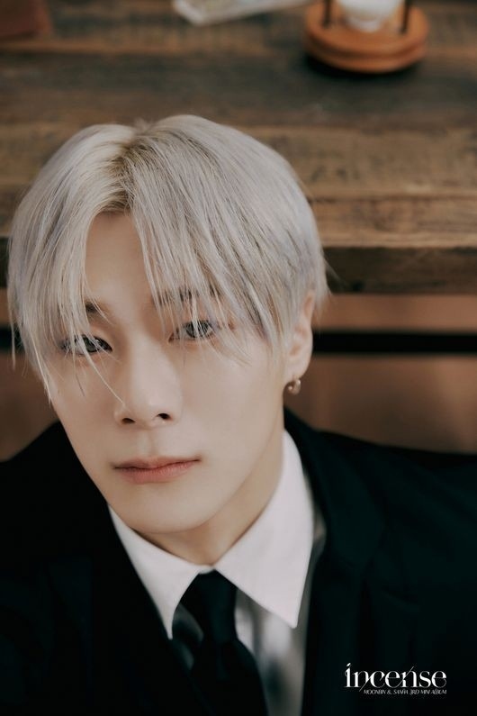 ASTRO ムンビン＆ユンサナ、3rdミニアルバム「INCENSE」のIMPURE