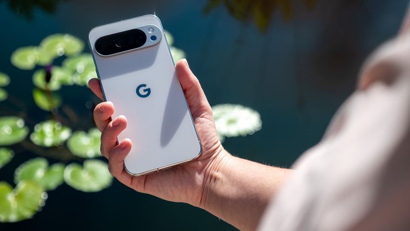 Google Pixel's April security update fixes its troublesome screen