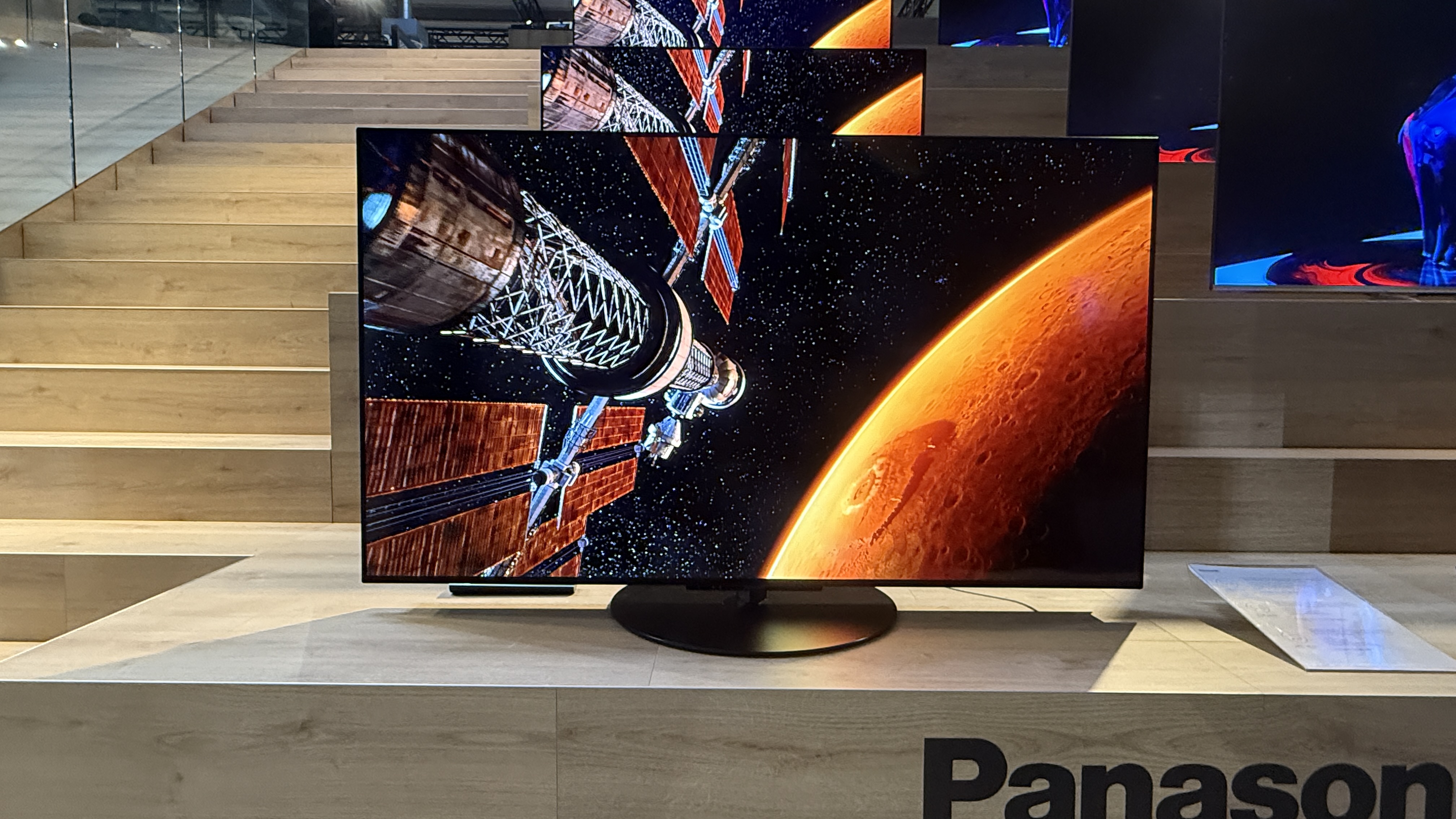 Hands on: Panasonic Z86C (Z85C) review | What Hi-Fi?