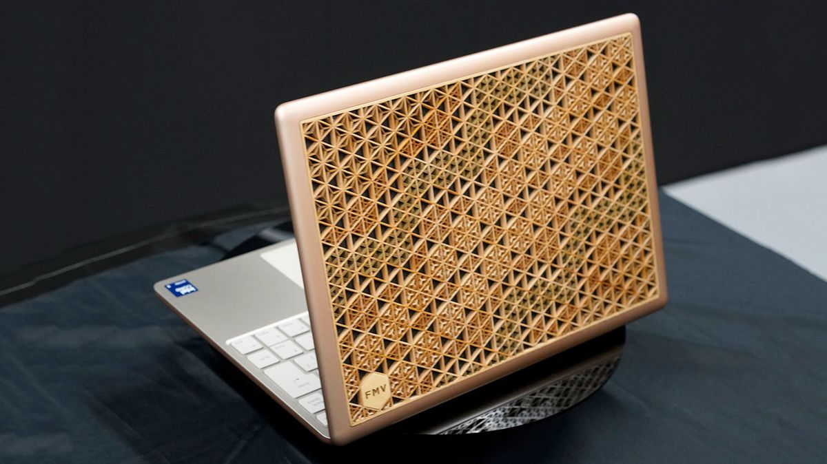 Fujitsu celebrates 50 million laptops produced with one-off