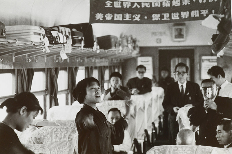 中国：文革取材 隙間から貴重写真 紅衛兵ら異様な目 [写真特集5/5