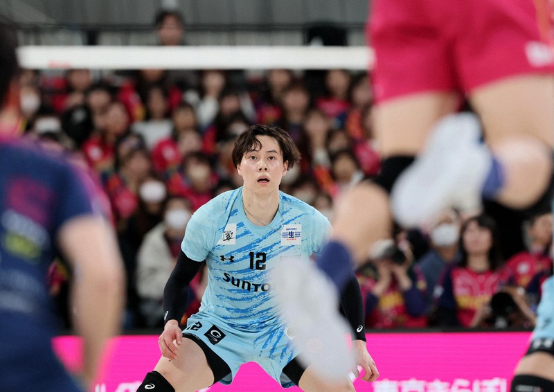 高橋藍のフェイクセットさく裂 やろうと決めた理由は SVリーグ | 毎日新聞