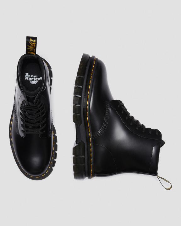 Rikard Smooth Leather Platform Lace Up Boots in Black | Dr. Martens