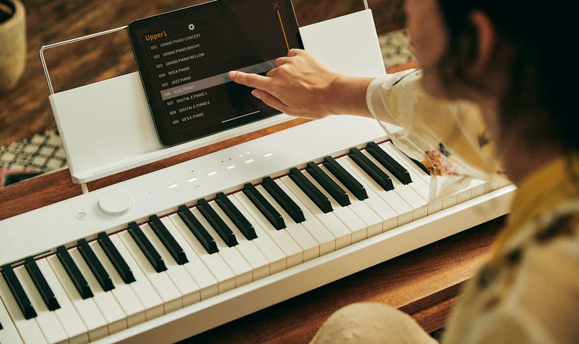 Casio Privia PX-770 Digital Piano w/ Stand & Pedals - 88-Key