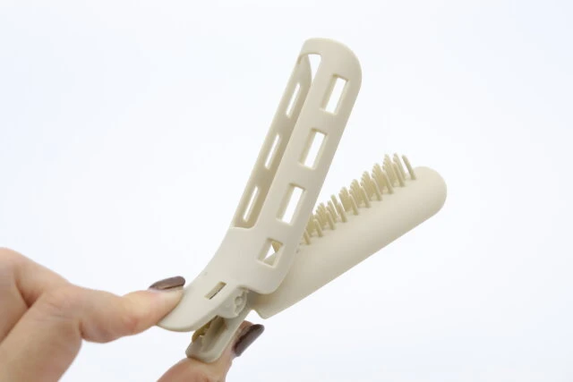 まさかダイソーで売ってたなんて…！挟んで風をあてるだけ！テクなしで