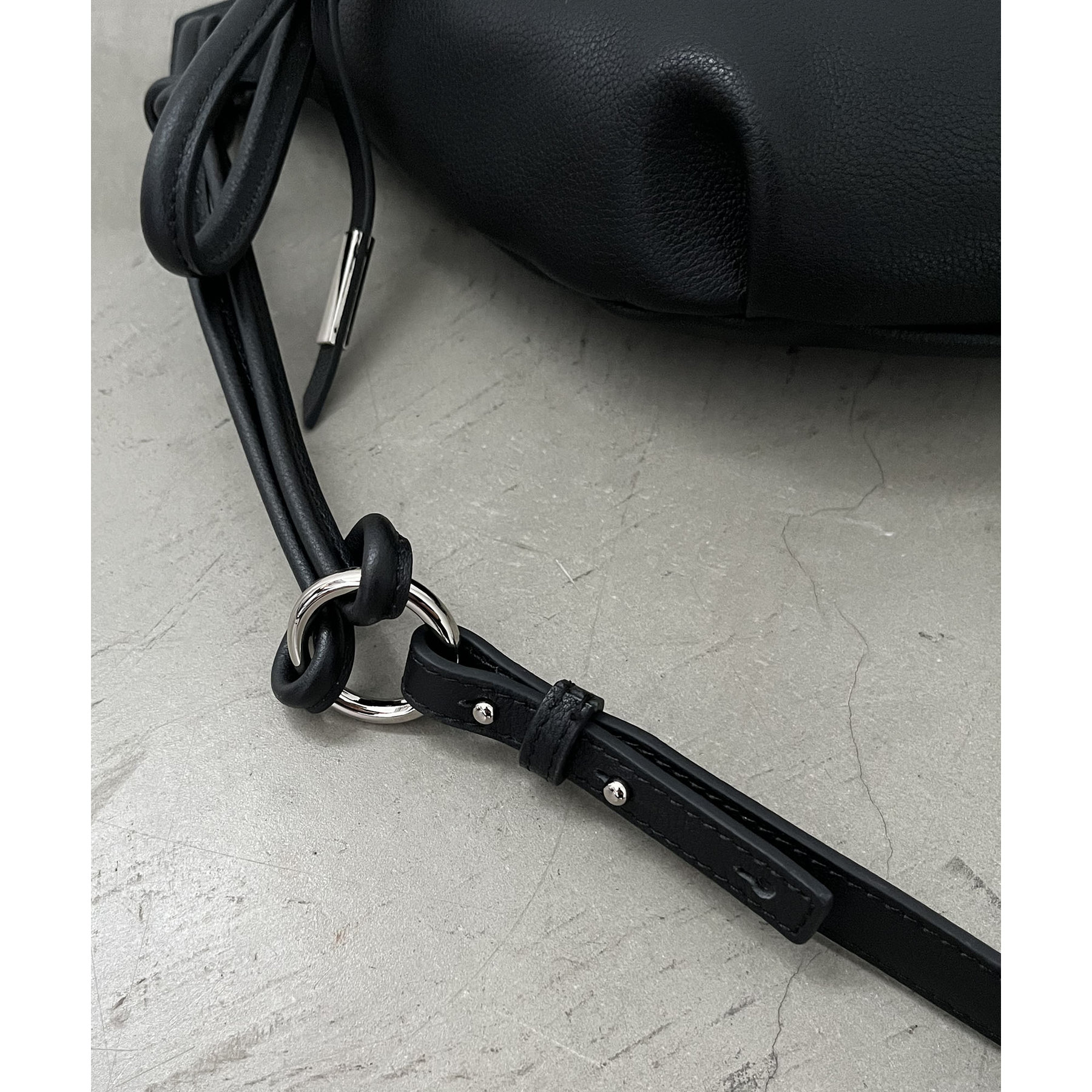 tov/トーヴ＞BUFF ボディバッグ | ファッション通販サイト NUGU