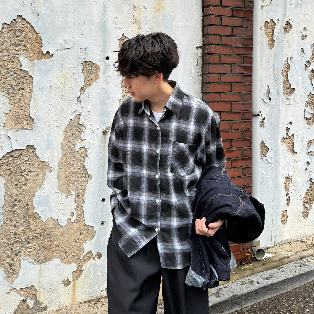 ユニセックス) ブラックトーンチェックシャツ | ファッション通販