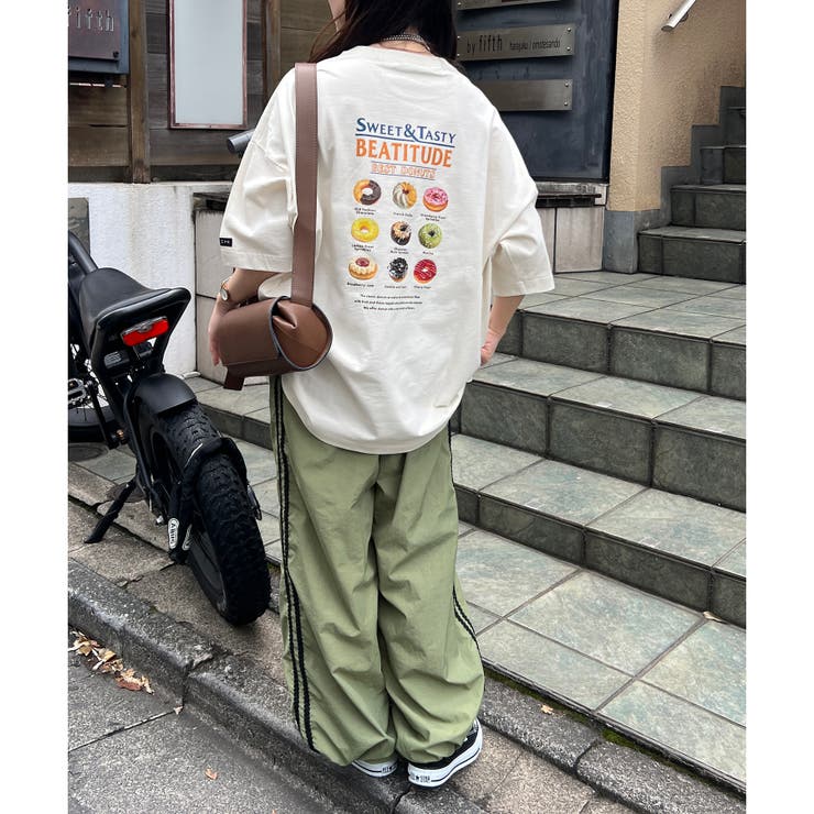 ユニセックス】人気のドーナッツシリーズBIGTシャツ[品番：NCLW0013324