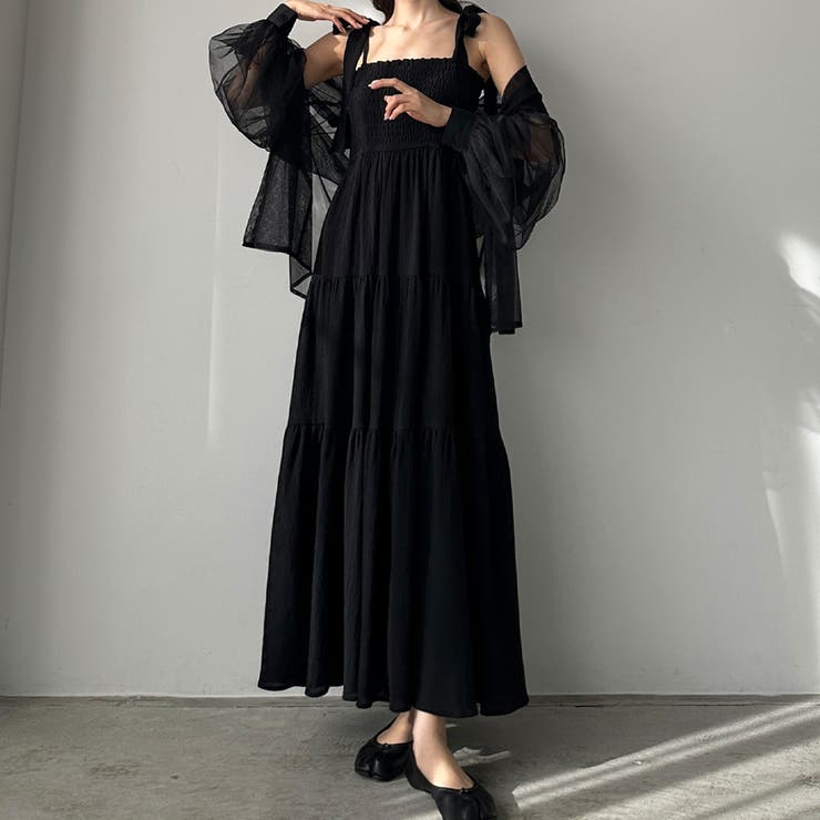 Louere 【肩リボン取り外し可能】シャーリングティアードキャミ