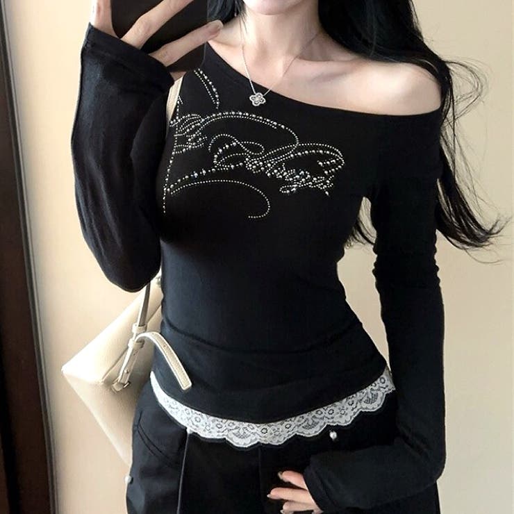 ラインストーンロゴワンショルトップス ロンT 秋[品番：SHNW0011847