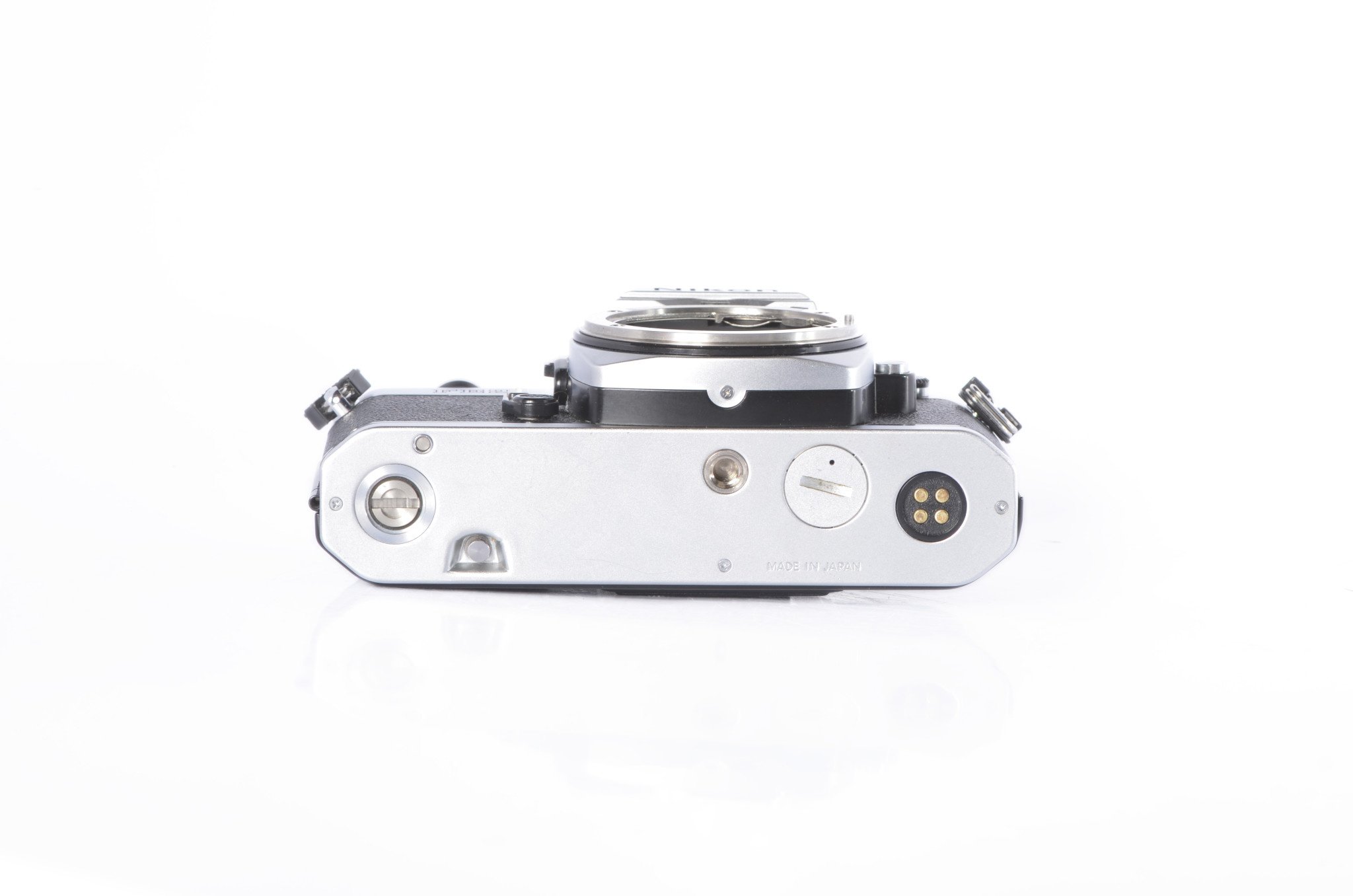 Nikon FE2 35mm | Chrome Body - LeZot Camera | Sales and Camera
