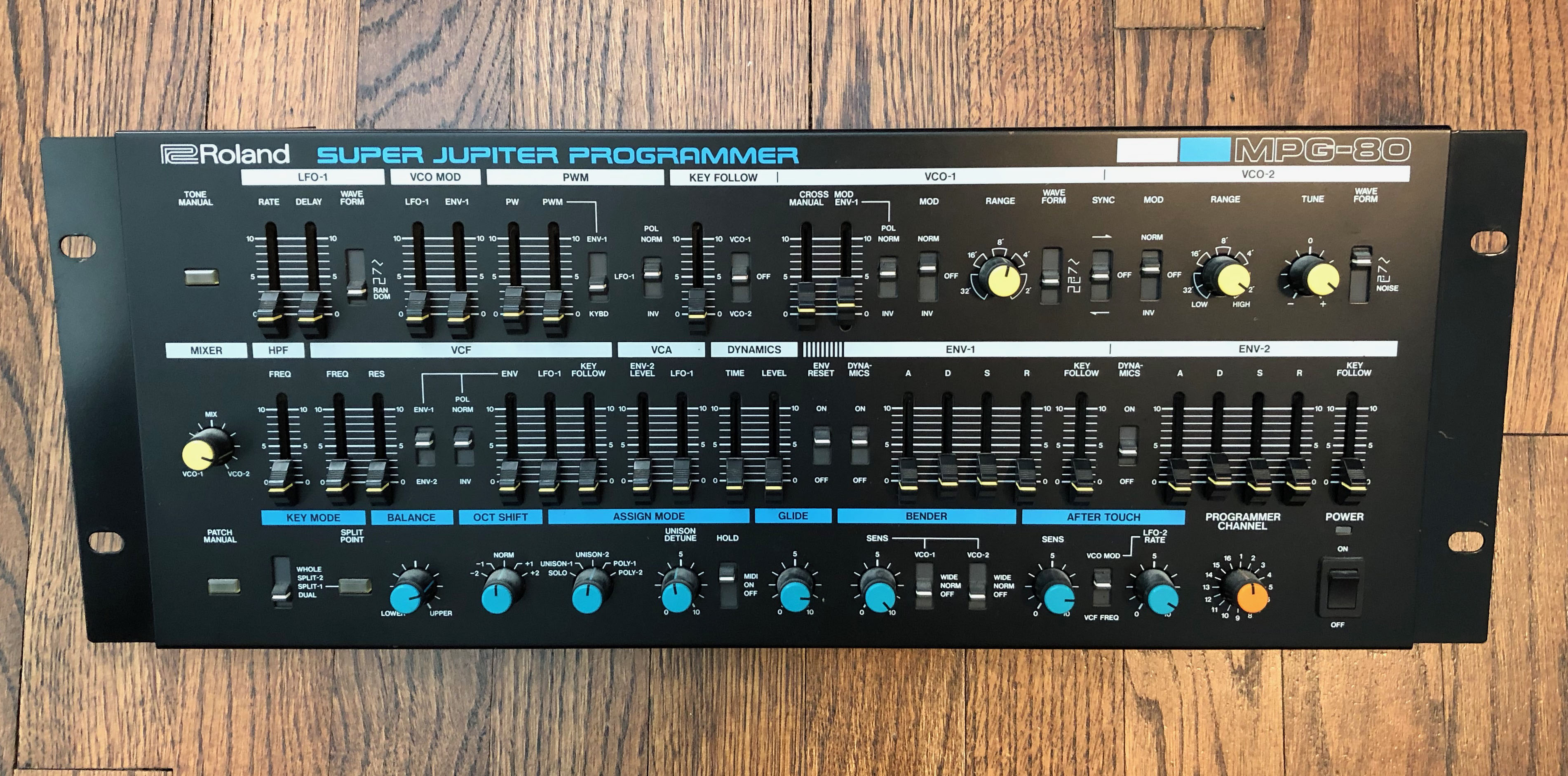 Roland MPG-80 photo gallery - Syntaur