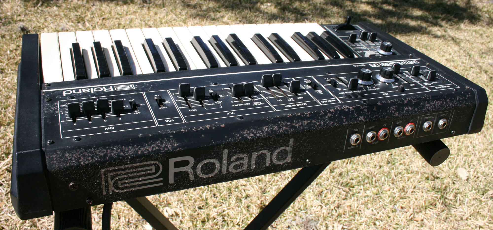 Roland SH-09 photo gallery - Syntaur