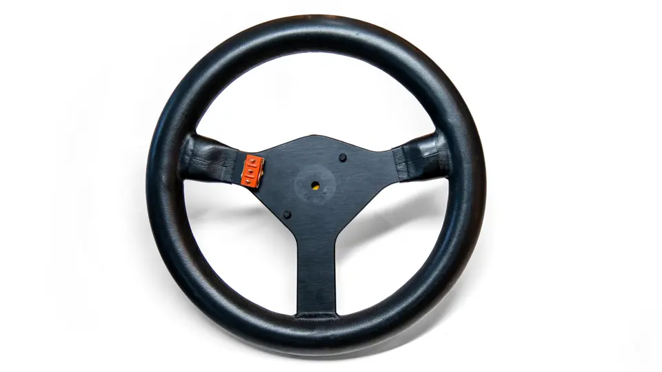 MOMO Steering Wheel with Hub (for 1970s Ferrari F1 cars) | Paris