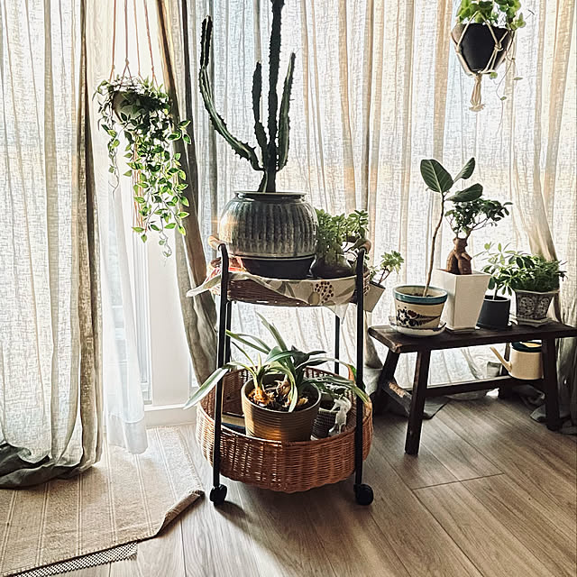 イケア 【IKEA】LUBBAN/ルッバン ワゴンテーブル 籐/チャコール - 通販