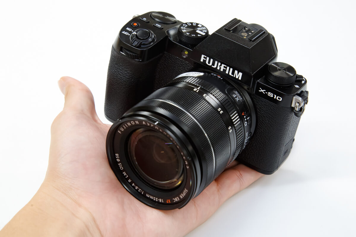 FUJIFILM X-S10実写レビュー。初心者でも使いやすく富士フイルムの魅力