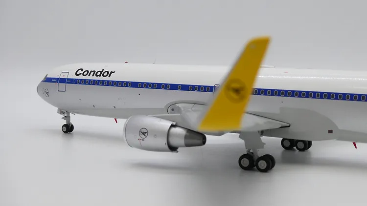 1:200 Condor “retro” Boeing B767-300ER D-ABUM JC Wings SA2040