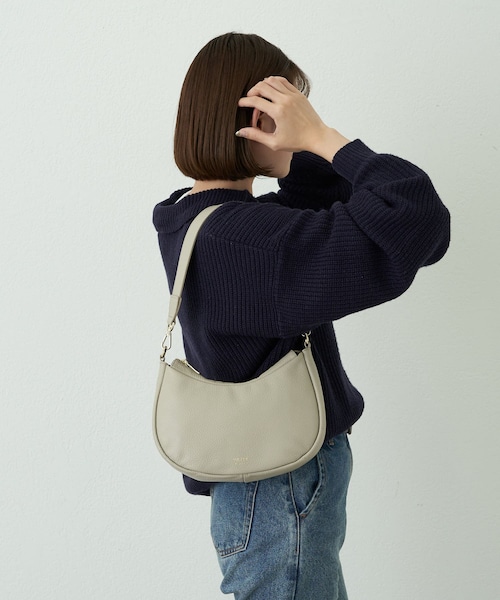 russet（ラシット）の「【WEB限定】ハーフムーンワンショルダーバッグ