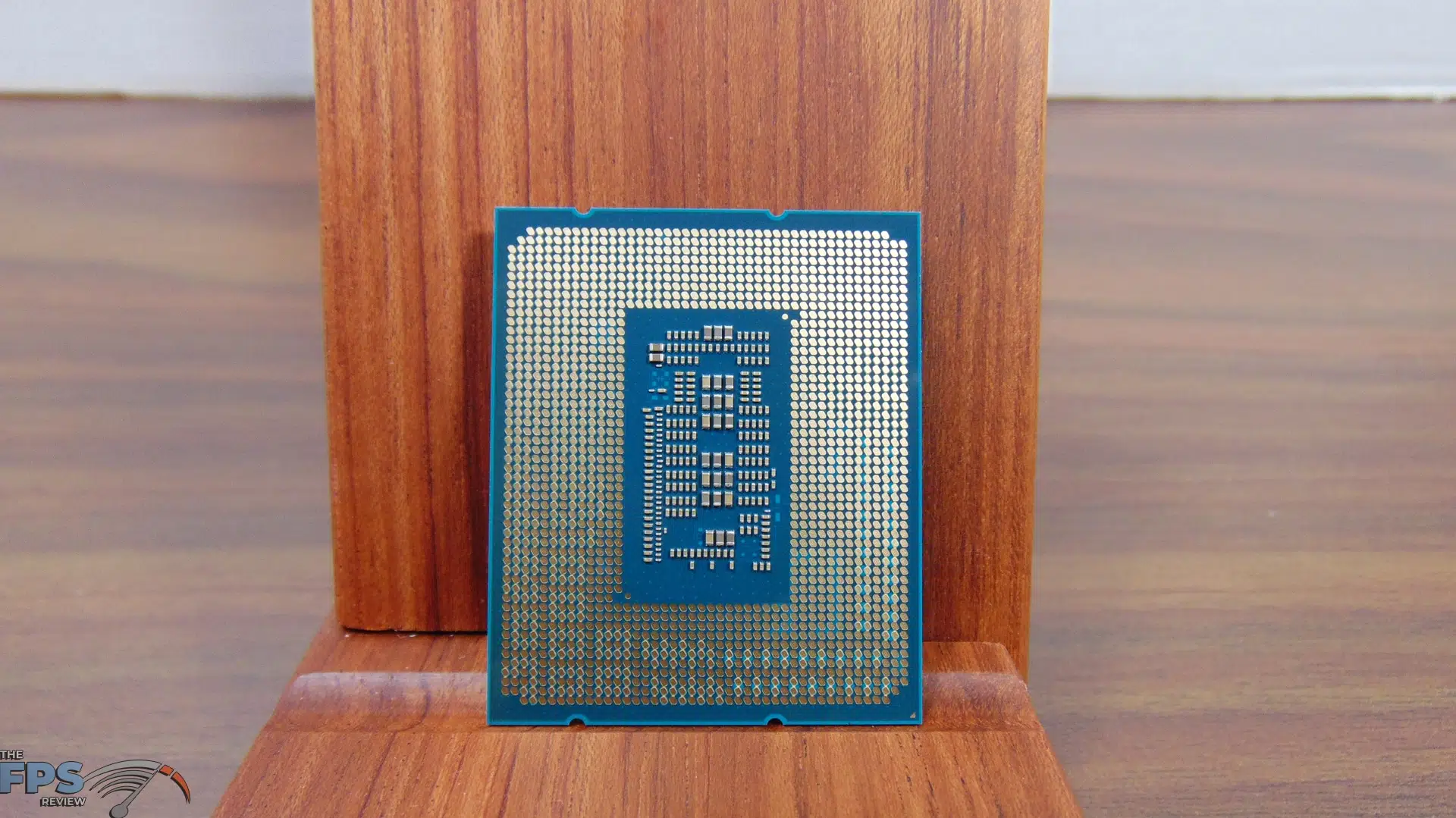 Intel Core i7-12700K vs AMD Ryzen 7 5800X Performance Review