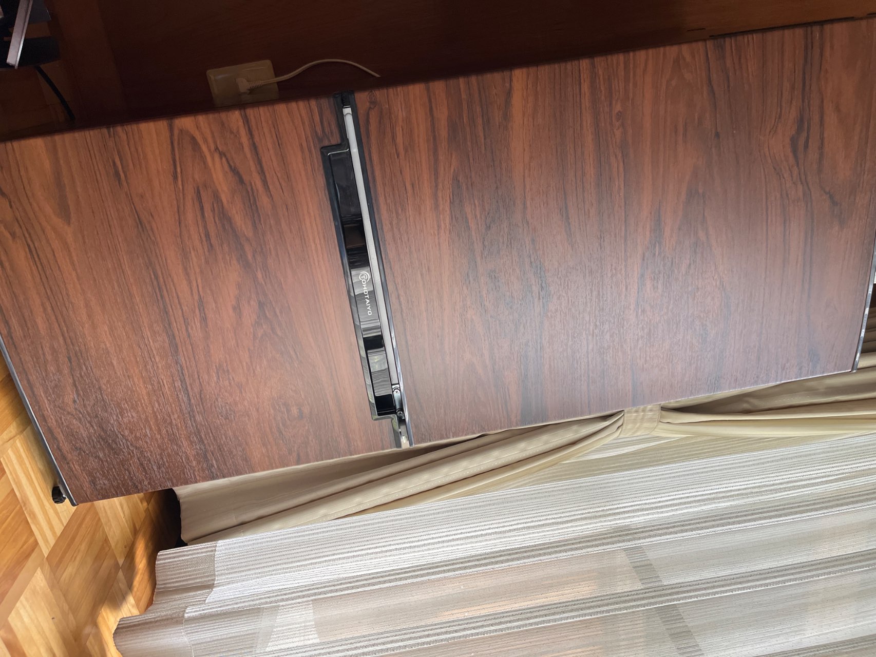 117L 2ドア冷蔵庫（直冷式）木目調 | ウィンコド | SW-2117FTR-D