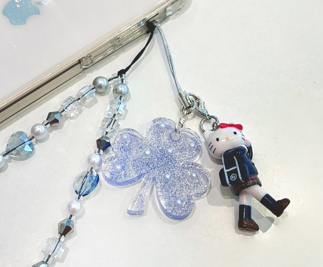 韓国 キラキラ輝く三つ葉のクローバー 幸せ レジン 太め キーホルダー