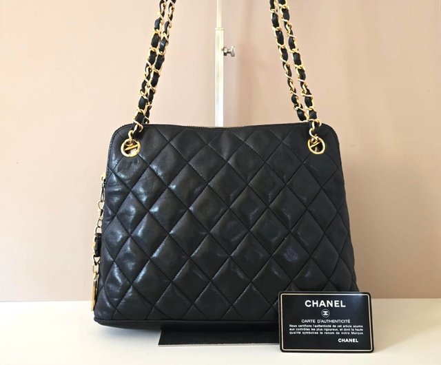 12%OFF】香港 廃盤ヴィンテージバッグ シャネル ブラックレザー