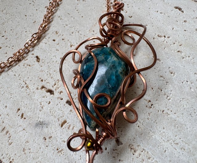 香港 230646 ワイヤーラッピング ブルースピネル 銅線 巻き付け