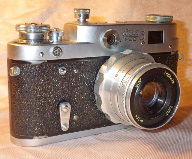 送料無料】ジョージア FED-3 レンジファインダー 35 mm フィルムカメラ