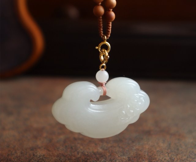 天然和田玉ペンダントネックレス、羊脂玉彫刻の如意ロックペンダント