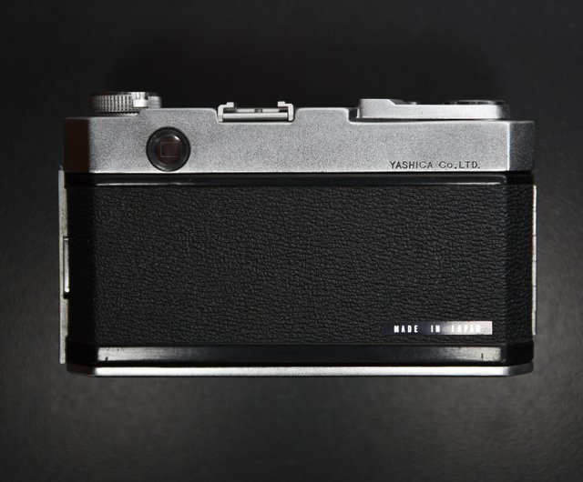 送料無料】台湾 [クラシックアンティーク] ヤシカ 35 1958 黄斑焦点