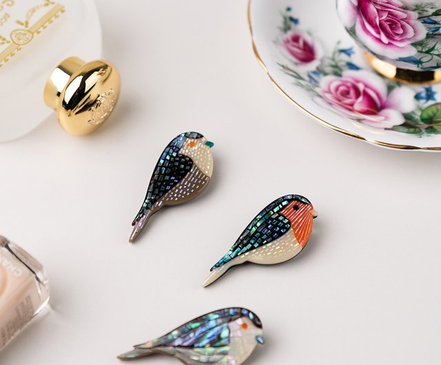 送料無料】韓国 小鳥の白蝶貝ブローチ MIZI Art, mother-of-pearl