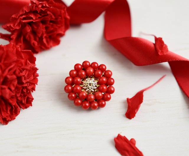 ブローチ・大サイズ】赤珊瑚のアンティークレトロなお花 Atelier Erico