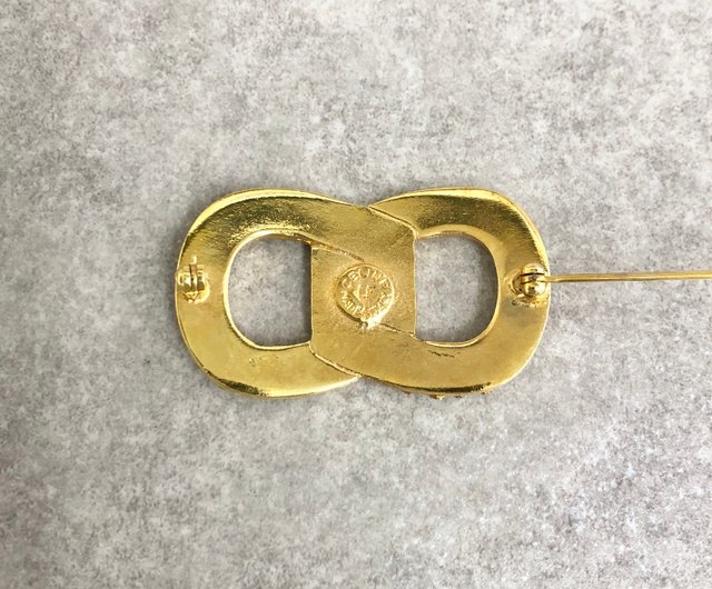 日本直送 名牌中古包 】CELINE セリーヌ ブローチ ゴールド ホース