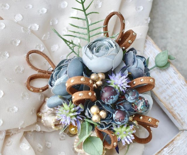 コサージュ くすみカラー ビーズ キラキラ スタッズリボン ブローチ