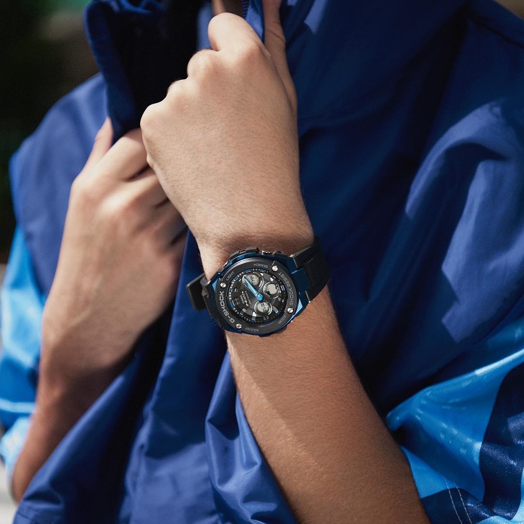 G-Shock GST-W300 - Mid-Size G-Steel: still tough, still sleek, now