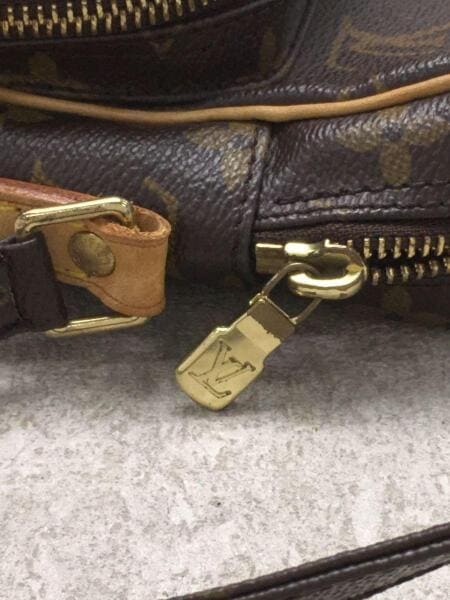 LOUIS VUITTON(ルイヴィトン) / アマゾン_モノグラム_BRW/PVC/BRW/ルイ