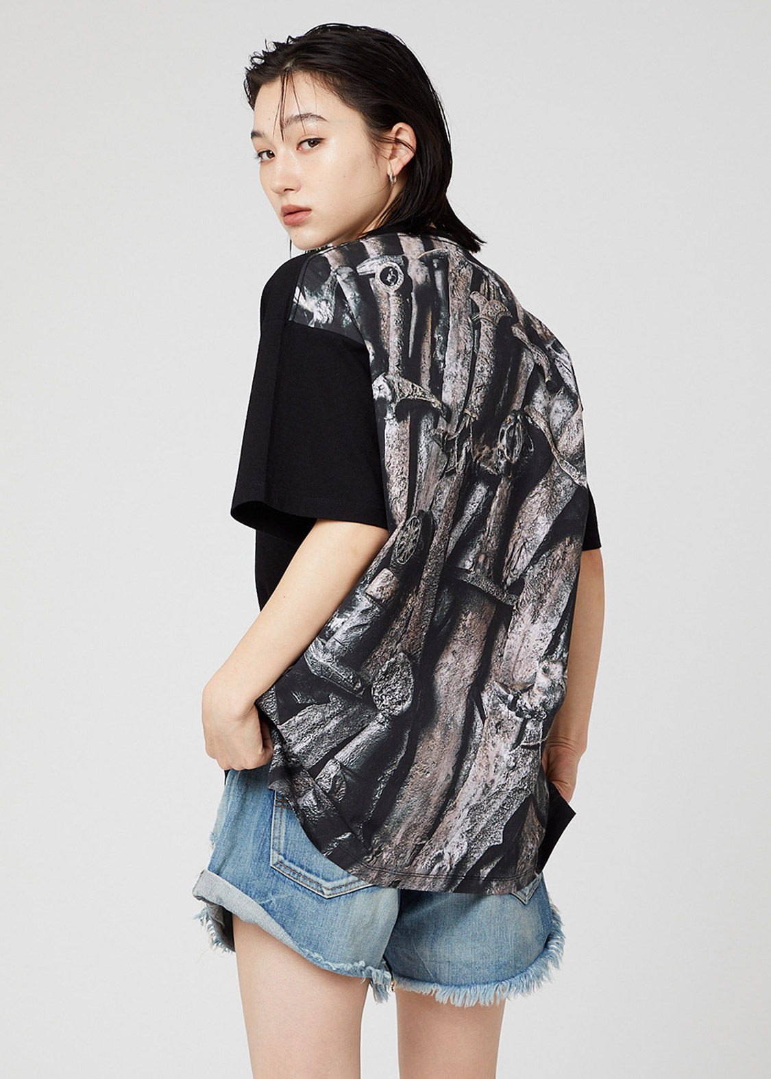 鉄の玉座｜ビッグシルエットTシャツ｜ユニセックス｜グラニフ(graniph