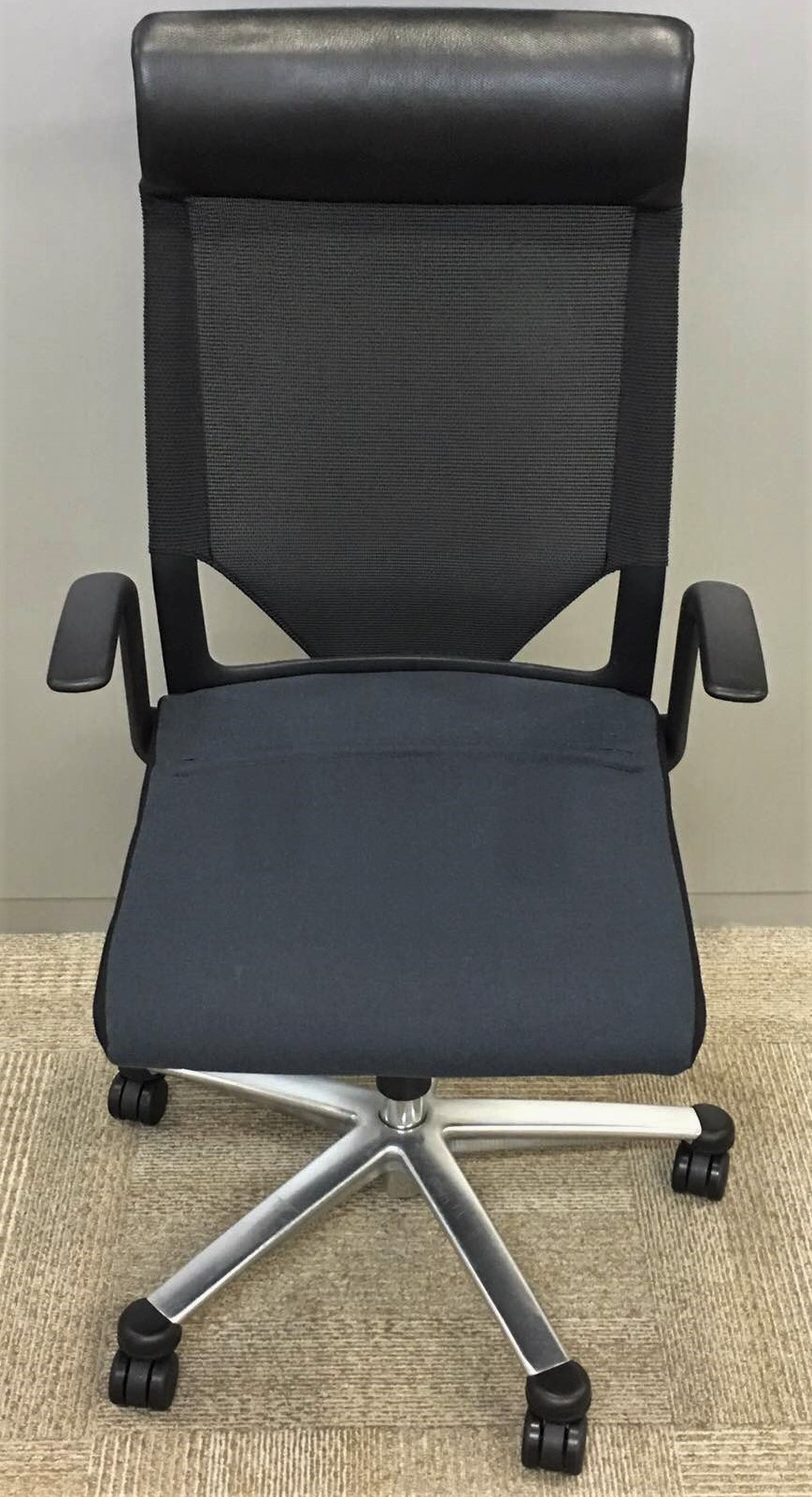 Wilkhahn/ウィルクハーン モダス オフィスチェア 座面生地の張り替え