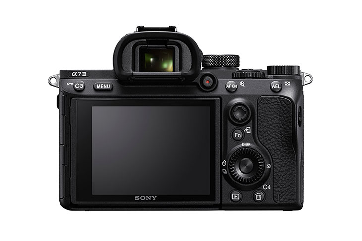 Sony デジタル一眼カメラ α7 III ズームレンズキット ブラック【SD