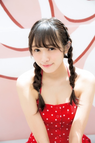 欅坂46・渡辺梨加、1st写真集が早くも2万部重版 累計発行12万部に【新