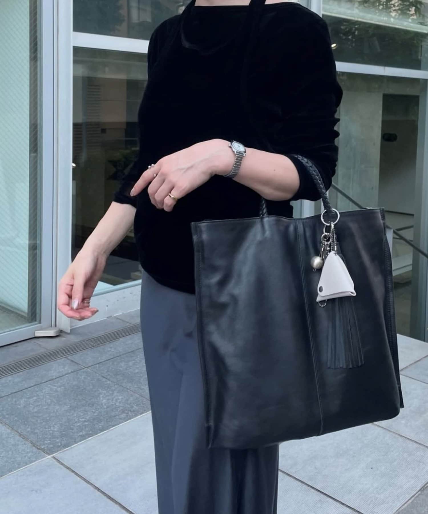 追加決定！タッセルトートバッグ《本革/A4サイズ対応》 | ear