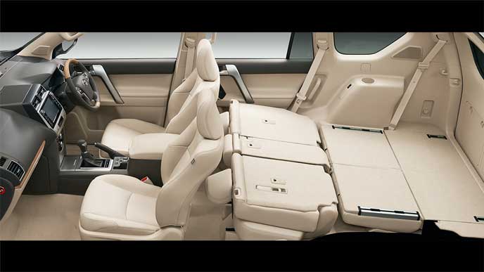 ランドクルーザープラドの内装まとめ！快適装備が充実した豪華仕様 - COBBY