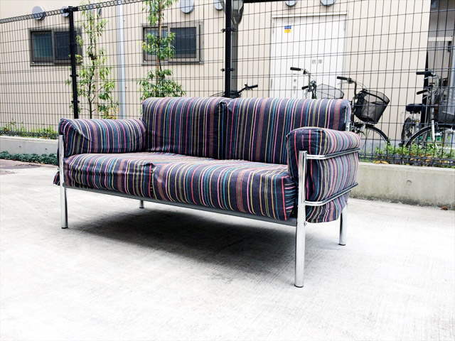 イノベーターのパルピットソファを東京都品川区にて買取