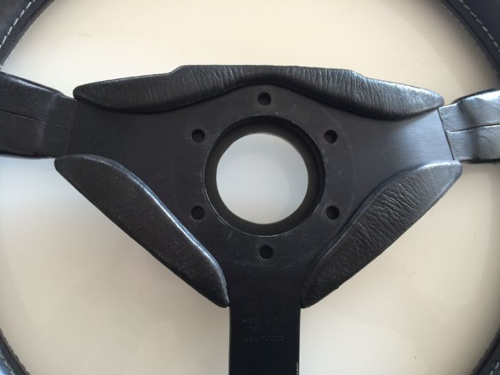 h*7様 モモ ステアリング マリオアンドレッティmomo Mario Andr 【公式