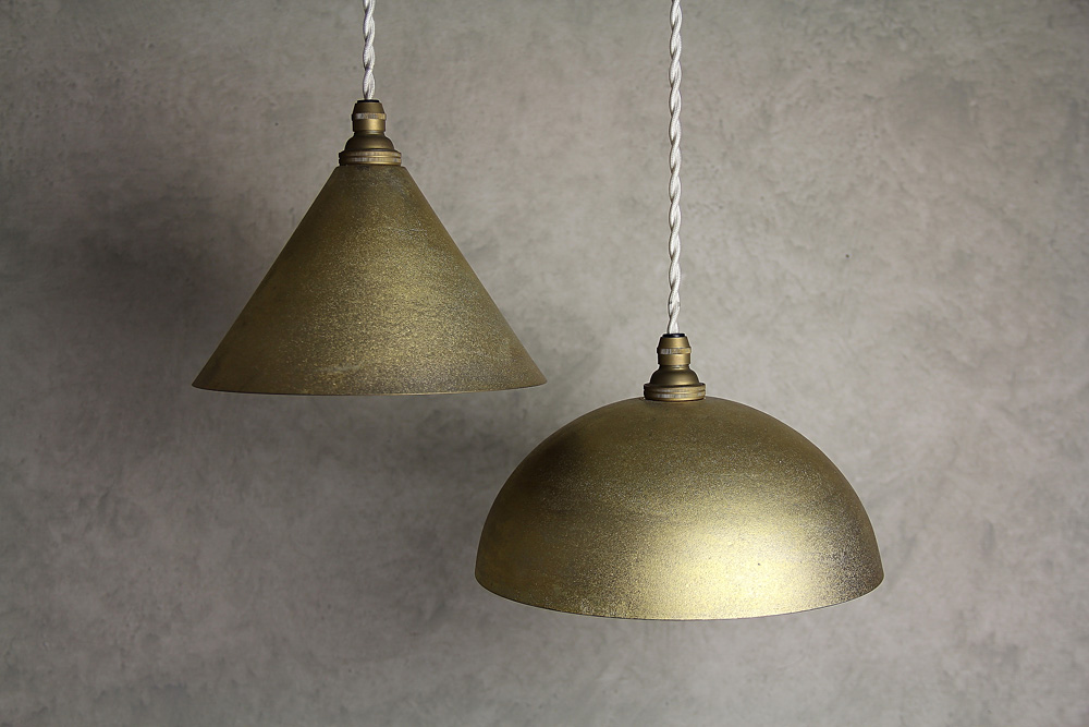 FUTAGAMI (フタガミ) / FUTAGAMI (フタガミ) ペンダントランプ 円錐