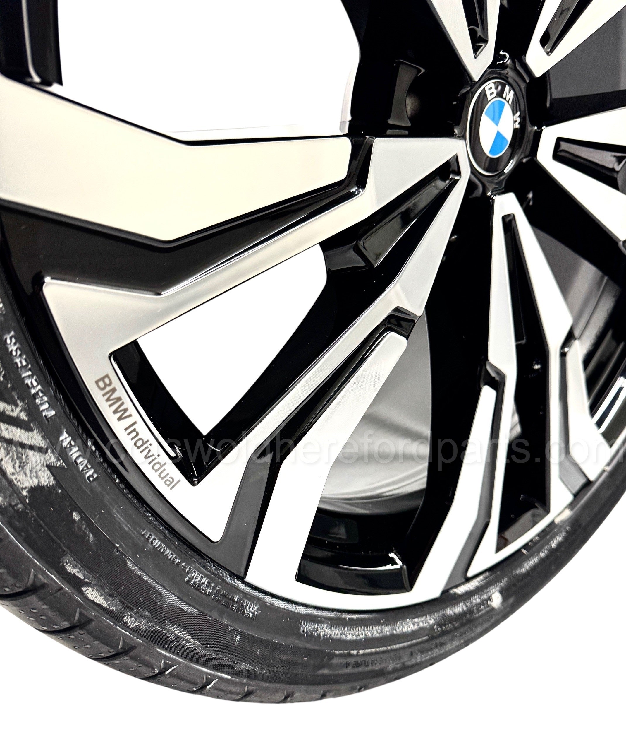BMW Genuine G07 X7 23