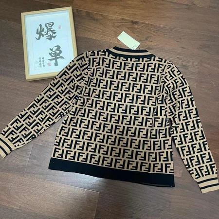 人気】☆FENDI☆フェンディ FF セーター 高級 ニット レディース