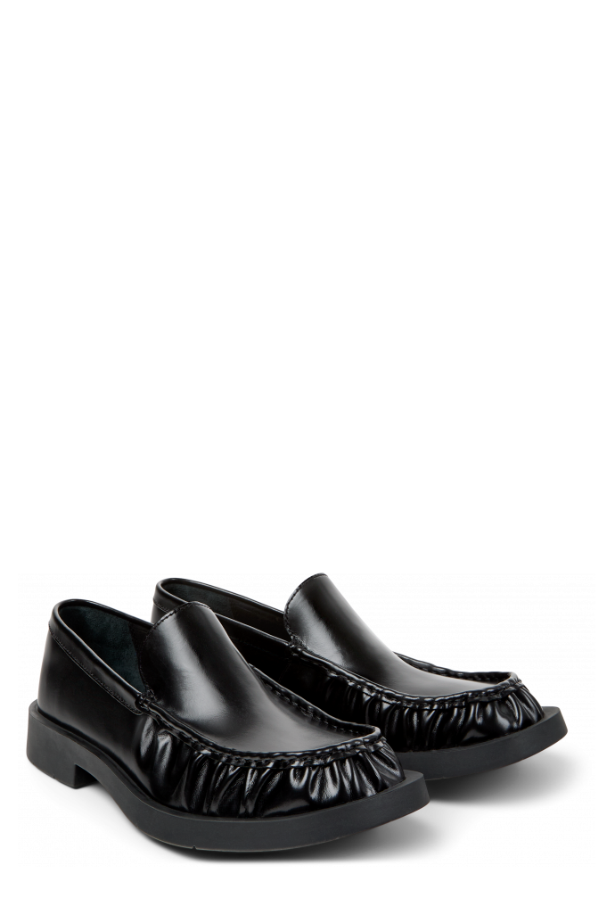 Neuman Black Loafers for Unisex - Fall/Winter collection