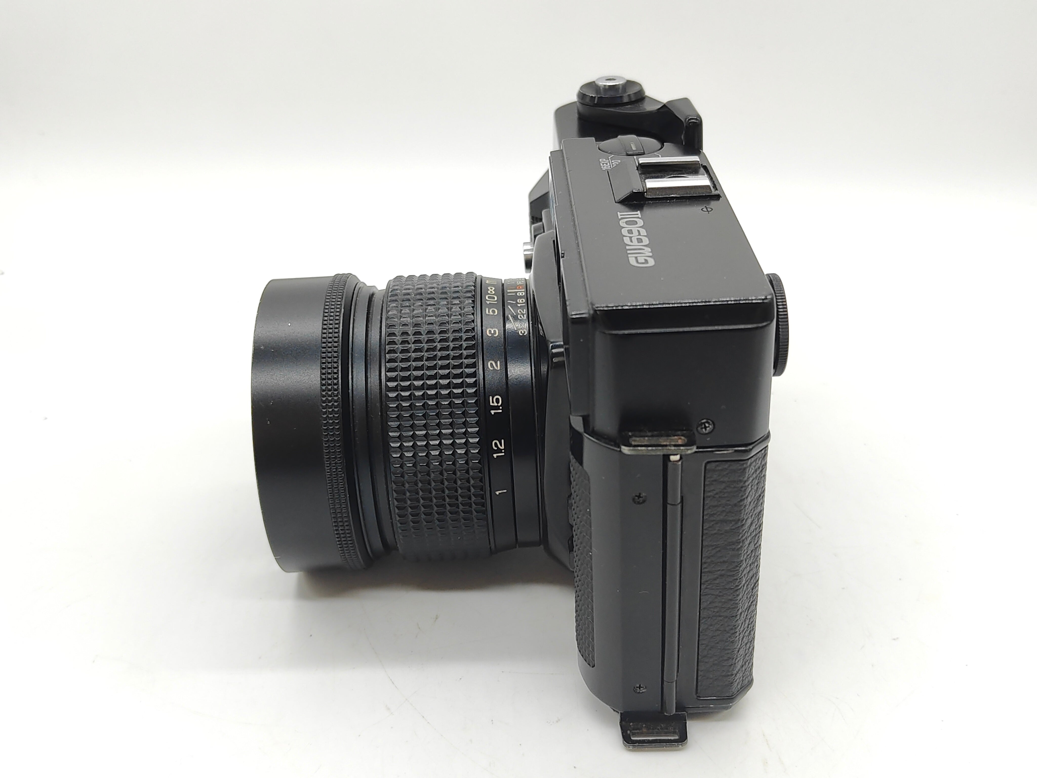 Fuji GW690II 6x9 Professional medium-format camera | Classic